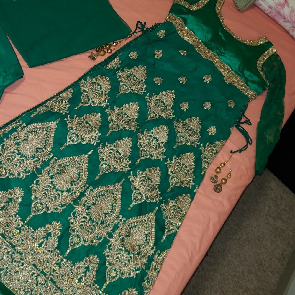 Green punjabi suit indian wear party